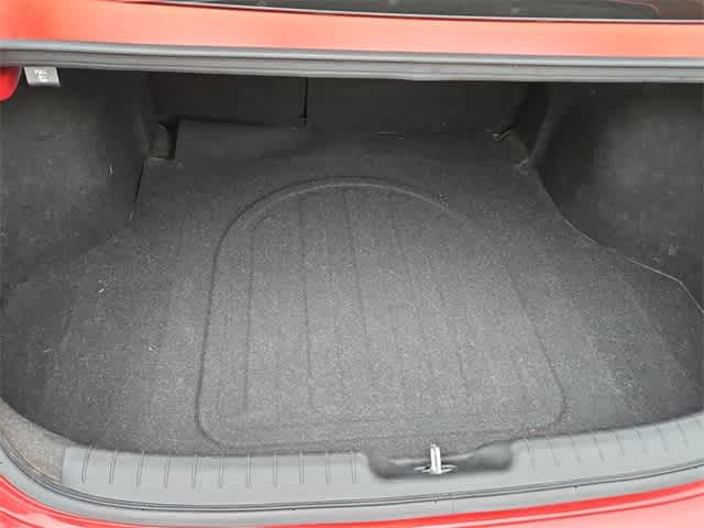 Thumbnail: 2022 Hyundai Elantra - 33