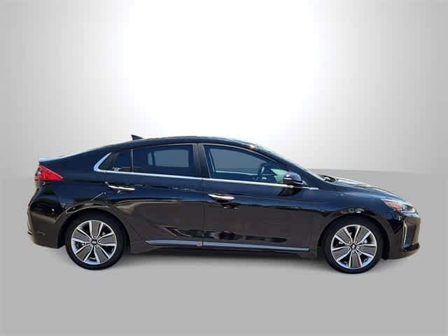 Thumbnail: 2018 Hyundai Ioniq - 9
