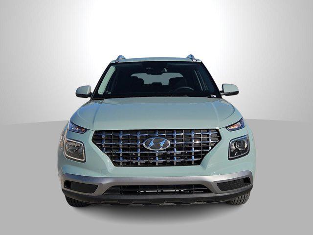 Thumbnail: 2026 Hyundai Venue - 3