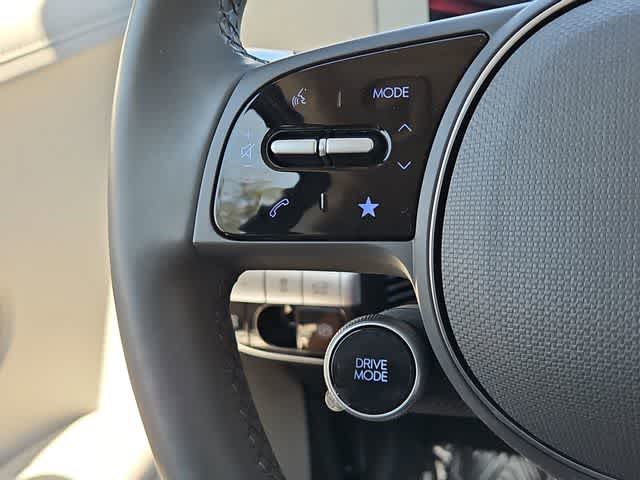 Thumbnail: 2023 Hyundai Ioniq 5 - 23