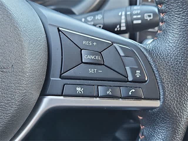 Thumbnail: 2021 Nissan Kicks - 24