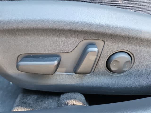 Thumbnail: 2020 Hyundai Ioniq - 17