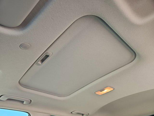 Thumbnail: 2026 Hyundai Venue - 18