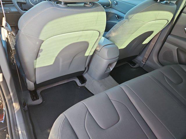 Thumbnail: 2025 Hyundai Elantra - 17