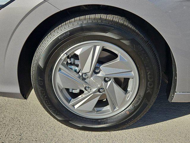 Thumbnail: 2026 Hyundai Elantra - 13