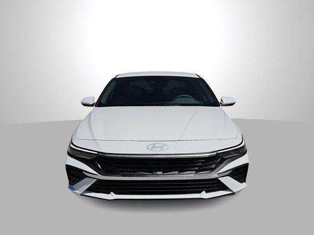 Thumbnail: 2026 Hyundai Elantra - 3