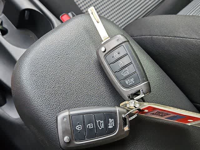 Thumbnail: 2019 Hyundai Kona - 32