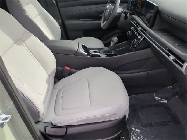 Thumbnail: 2025 Hyundai Santa Cruz - 22