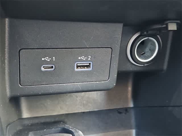 Thumbnail: 2021 Nissan Kicks - 28