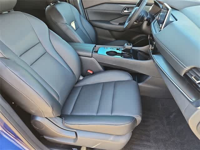 Thumbnail: 2022 Nissan Rogue - 22