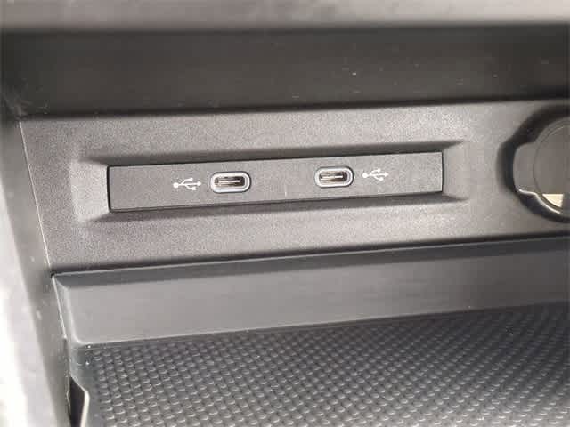 Thumbnail: 2022 Volkswagen Taos - 28