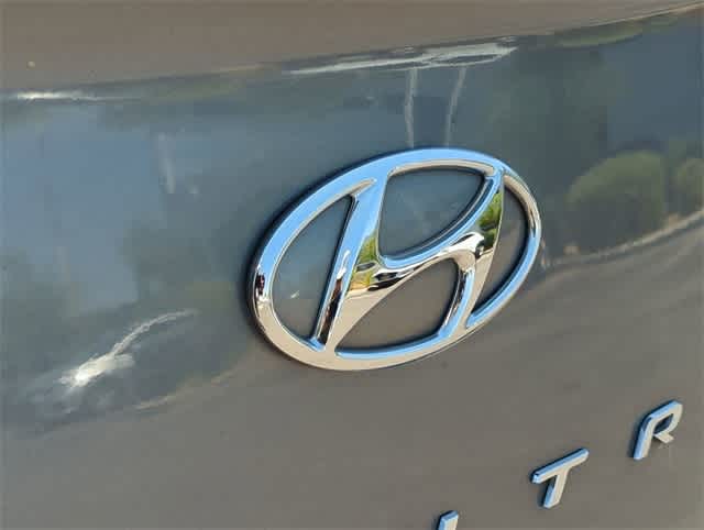 Thumbnail: 2019 Hyundai Elantra - 11