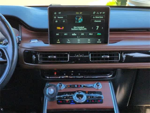 Thumbnail: 2022 Lincoln Aviator - 29