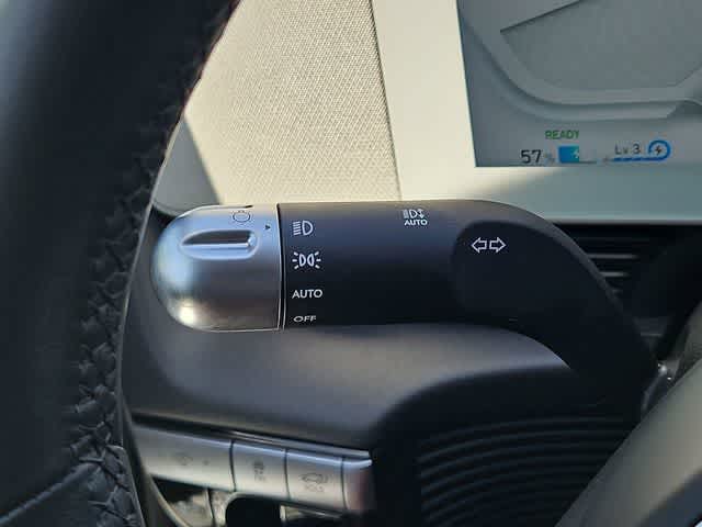 Thumbnail: 2023 Hyundai Ioniq 5 - 26