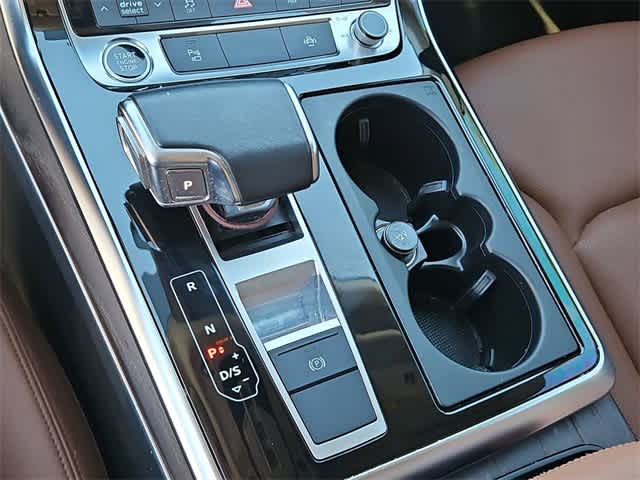 Thumbnail: 2022 Audi Q8 - 34