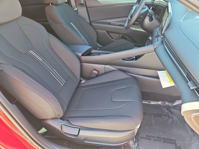 Thumbnail: 2025 Hyundai Elantra - 20