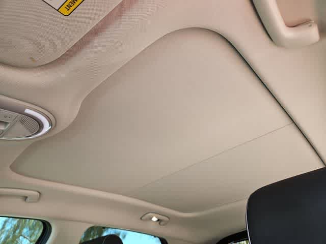 Thumbnail: 2023 Hyundai Ioniq 5 - 18