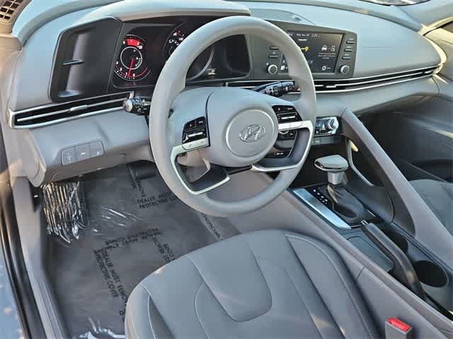 Thumbnail: 2023 Hyundai Elantra - 10