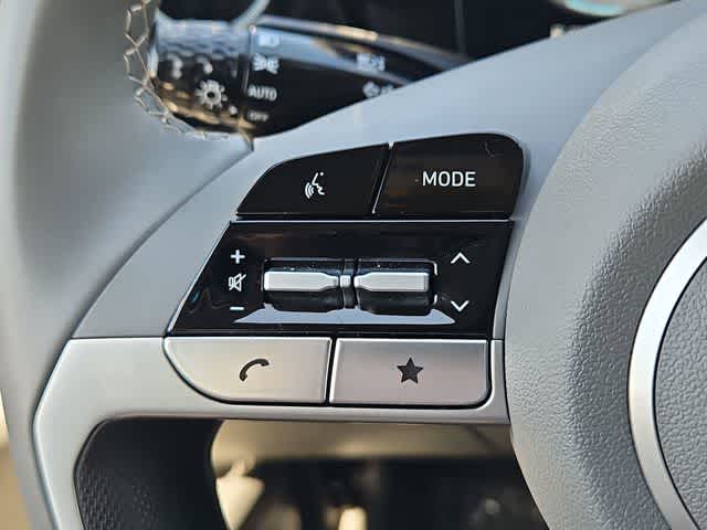 Thumbnail: 2025 Hyundai Elantra - 23