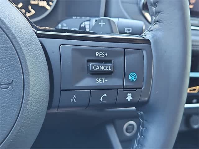 Thumbnail: 2022 Nissan Rogue - 25