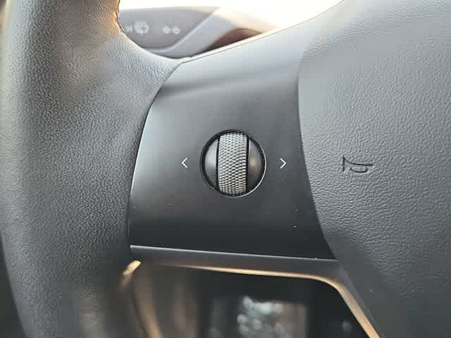 Thumbnail: 2022 Tesla Model Y - 23