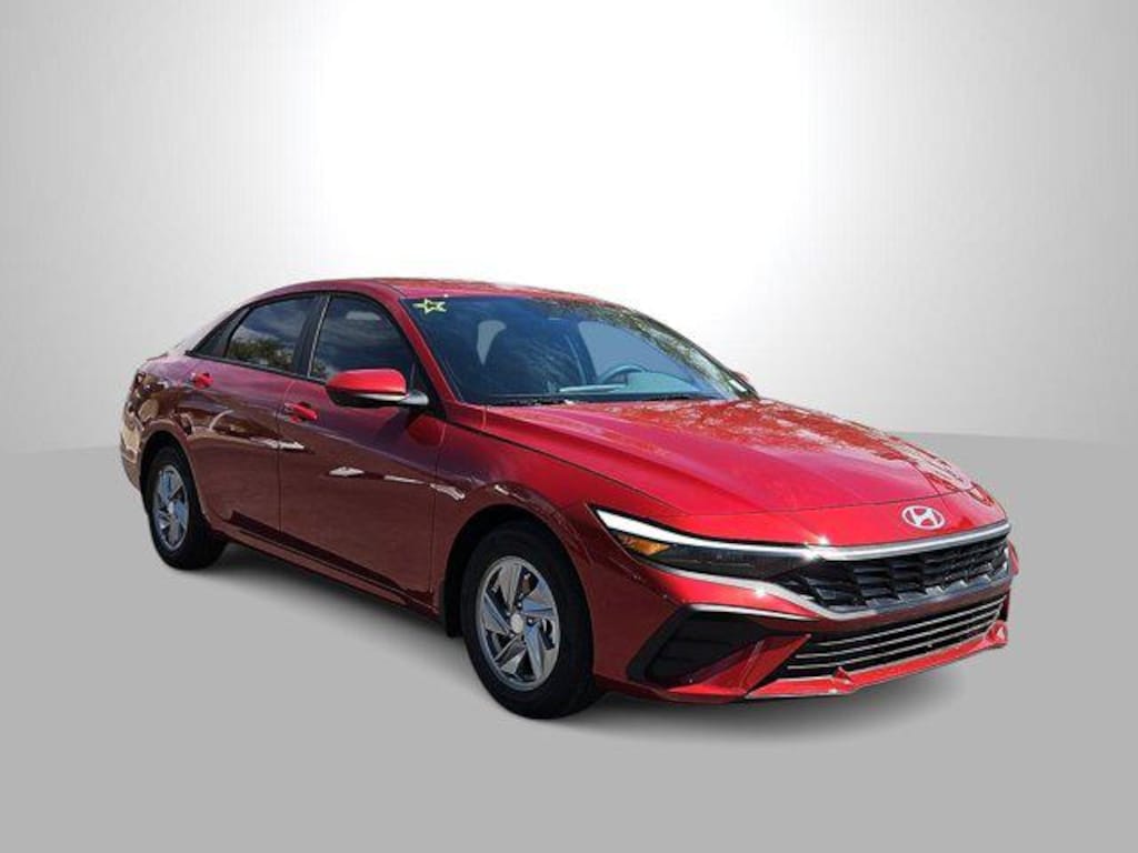 New 2026 Hyundai Elantra SE Sedan
