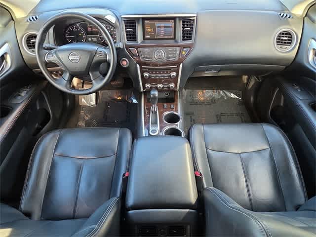 Thumbnail: 2013 Nissan Pathfinder - 16