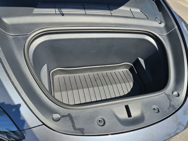 Thumbnail: 2022 Tesla Model Y - 14