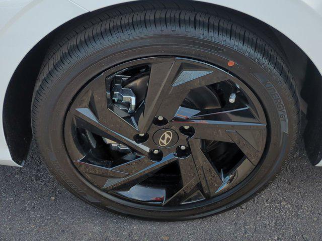 Thumbnail: 2026 Hyundai Elantra - 13