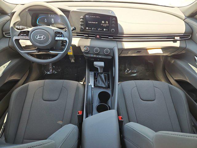 Thumbnail: 2026 Hyundai Elantra - 15