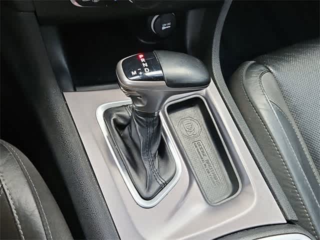 2020 Dodge Charger SXT 30