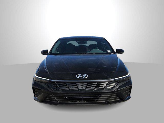 Thumbnail: 2026 Hyundai Elantra - 3