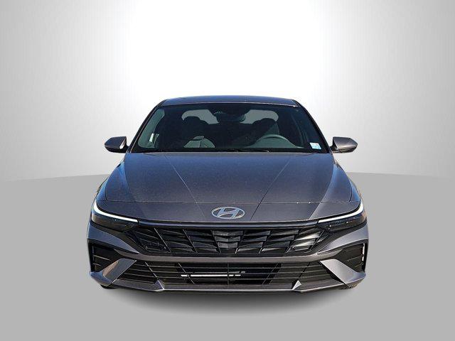 Thumbnail: 2025 Hyundai Elantra - 3