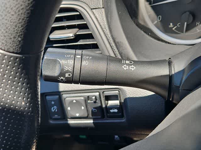 Thumbnail: 2019 Nissan Sentra - 25