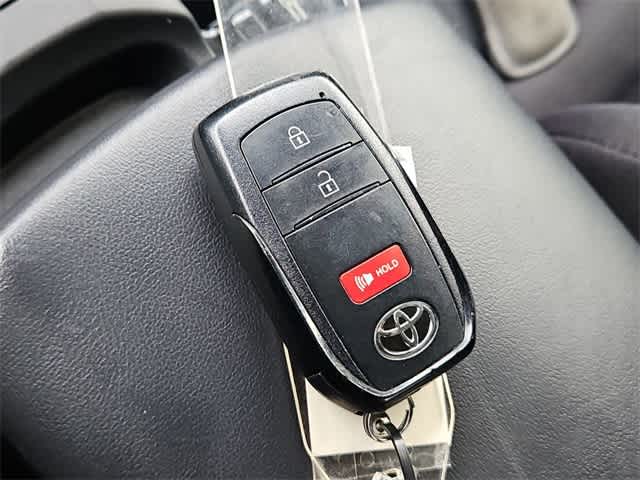 Thumbnail: 2024 Toyota Prius - 31