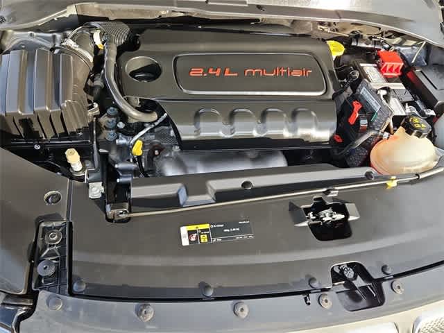 Thumbnail: 2022 Jeep Compass - 15