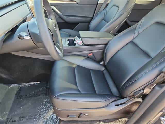 Thumbnail: 2022 Tesla Model Y - 16