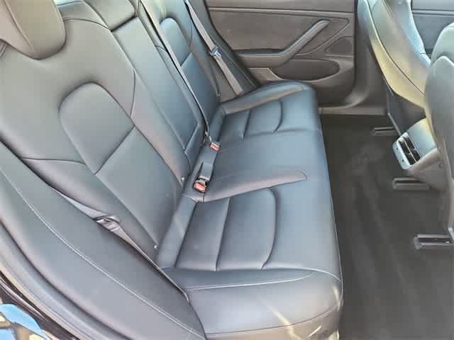 Thumbnail: 2018 Tesla Model 3 - 21