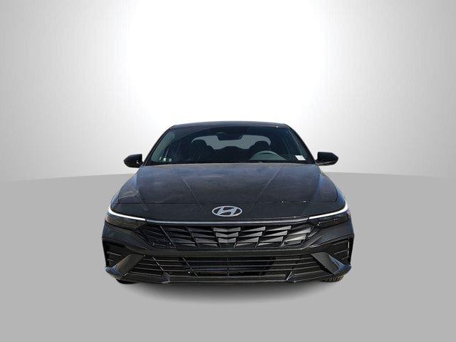 Thumbnail: 2026 Hyundai Elantra - 3