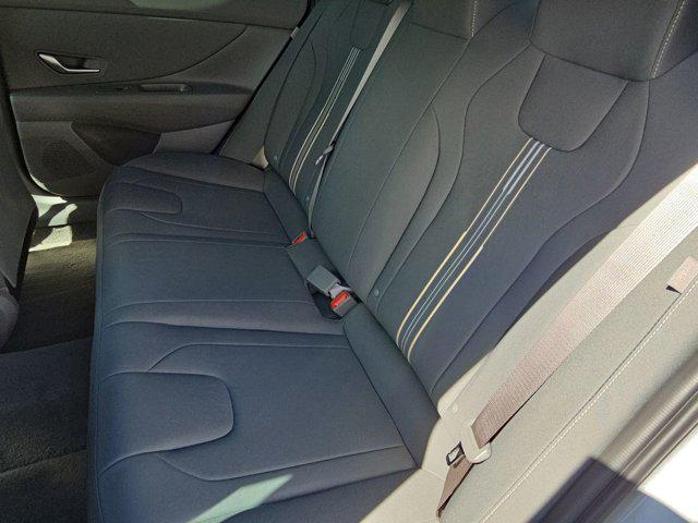 Thumbnail: 2025 Hyundai Elantra - 15