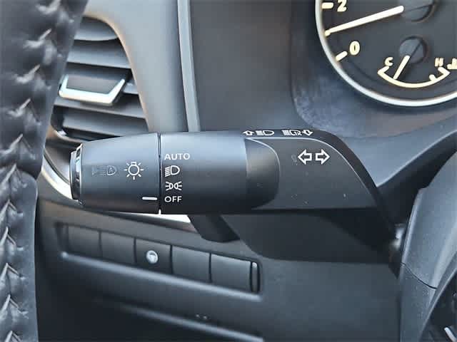 Thumbnail: 2022 Nissan Rogue - 27