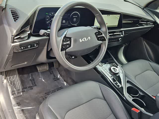 Thumbnail: 2025 Kia Niro - 10