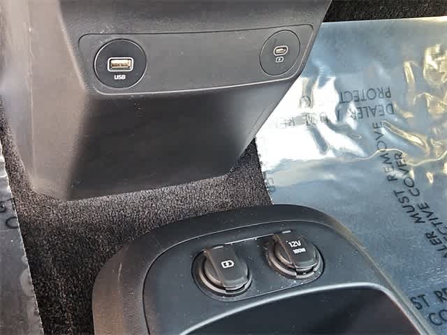 Thumbnail: 2023 Kia EV6 - 32