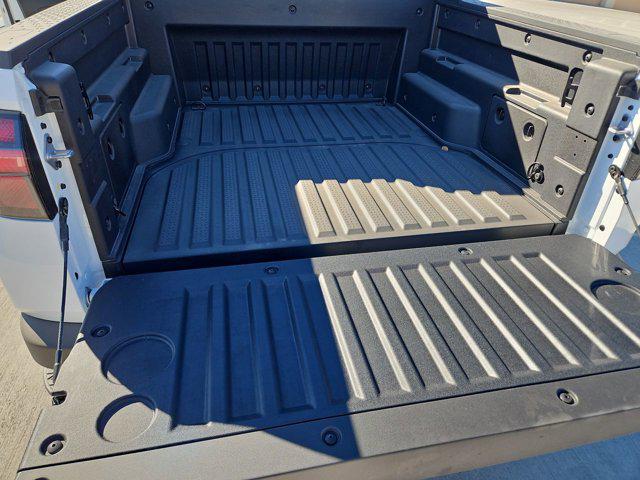 Thumbnail: 2025 Hyundai Santa Cruz - 31