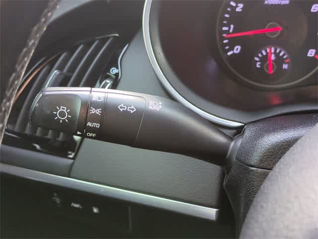 Thumbnail: 2022 Kia Stinger - 24