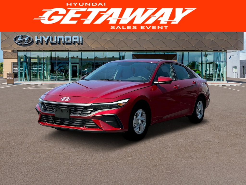 New 2025 Hyundai Elantra SE Sedan