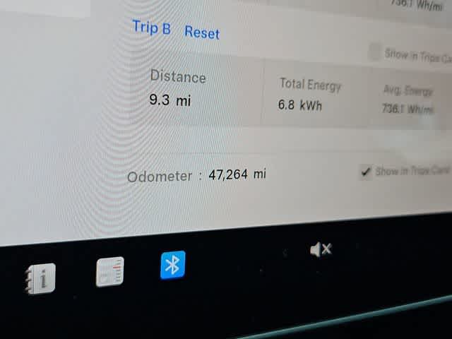 Thumbnail: 2023 Tesla Model 3 - 31