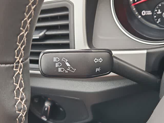 Thumbnail: 2021 Volkswagen Atlas - 26