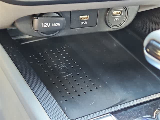 Thumbnail: 2022 Hyundai Elantra - 28