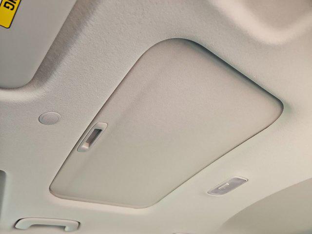 Thumbnail: 2026 Hyundai Venue - 18